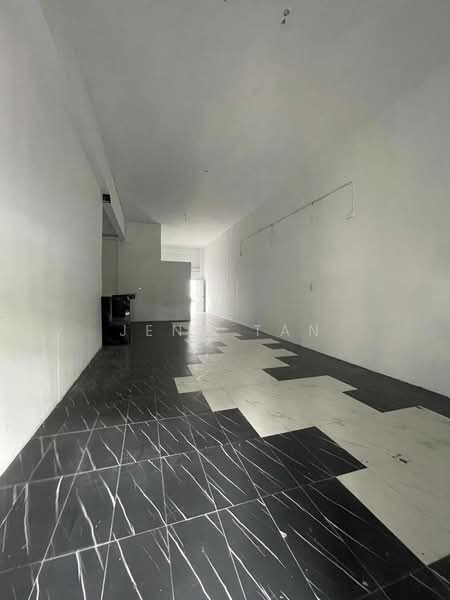 Shop for Rent in Kuching (Sarawak) - Jeno Tan - Interior - PropertyGuru.com.my