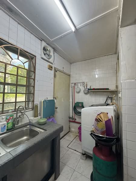 Rumah Teres 2 Tingkat untuk Dijual di Pjs 10 (Sunway) - Stella Lee - Kitchen - PropertyGuru.com.my