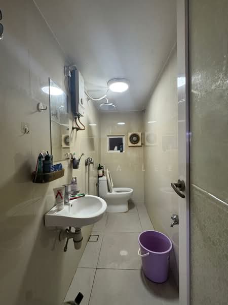 Rumah Teres 2 Tingkat untuk Dijual di Pjs 10 (Sunway) - Stella Lee - Bathroom - PropertyGuru.com.my