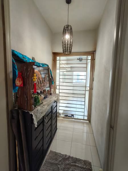 Condominium for Sale at Pearl Avenue - Sylvester Goh - Entrance - PropertyGuru.com.my