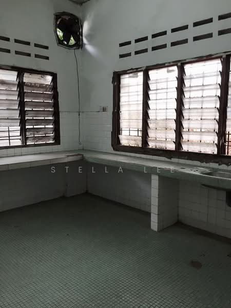 Rumah Banglo untuk Dijual di Kampung Baru Balakong (Balakong) - Stella Lee - Kitchen - PropertyGuru.com.my