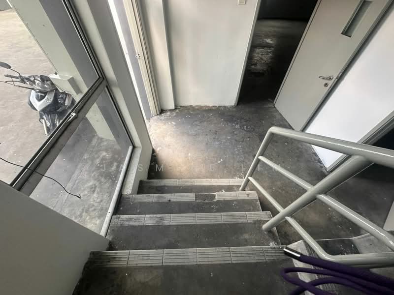 Kilang untuk Disewa di Taman Perindustrian Tropika (Ulu Tiram) - Jasmine Lim - Corridor - PropertyGuru.com.my