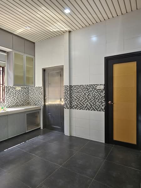 Semi-Detached House for Sale in Bandar Sungai Long (Selangor) - Stella Lee - Kitchen - PropertyGuru.com.my