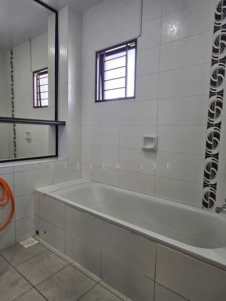 Semi-Detached House for Sale in Bandar Sungai Long (Selangor) - Stella Lee - Bathroom - PropertyGuru.com.my