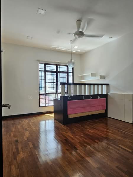 Semi-Detached House for Sale in Bandar Sungai Long (Selangor) - Stella Lee - Bedroom - PropertyGuru.com.my