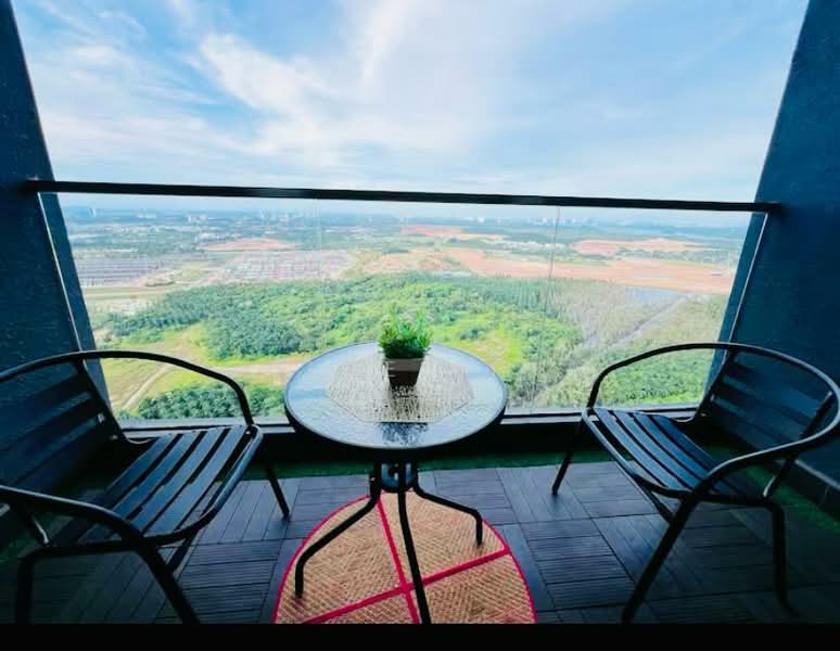Servis Apartment untuk Disewa di D'Pristine - Chloe Shum - Balcony - PropertyGuru.com.my