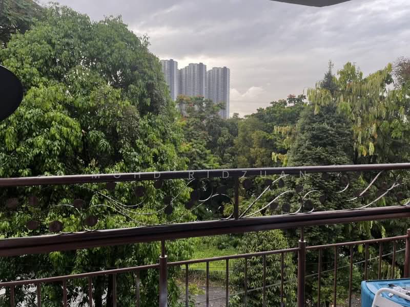 Rumah Bandar untuk Dijual di Cheras (Selangor) - Mohd Ridzuan - Balcony - PropertyGuru.com.my