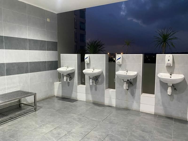 Service Residence for Sale at D'Secret Garden (Pangsapuri Kempas Indah) - Shirley Lim - Bathroom - PropertyGuru.com.my