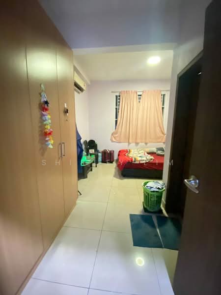 Service Residence for Sale at D'Secret Garden (Pangsapuri Kempas Indah) - Shirley Lim - Bedroom - PropertyGuru.com.my