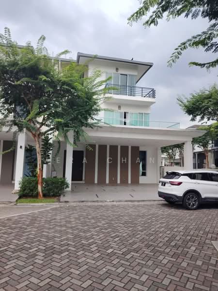 Semi-Detached House for Rent in Senibong (Permas Jaya) - Vera Chang - Exterior - PropertyGuru.com.my