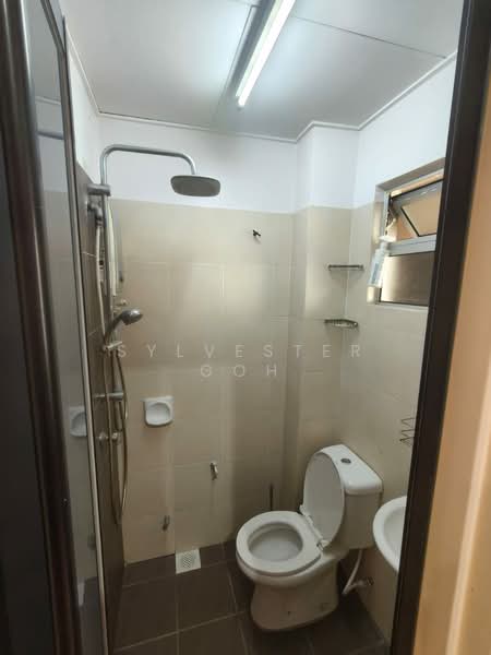 Rumah Teres 2 Tingkat untuk Dijual di TAMAN PUCHONG UTAMA (Puchong) - Sylvester Goh - Bathroom - PropertyGuru.com.my