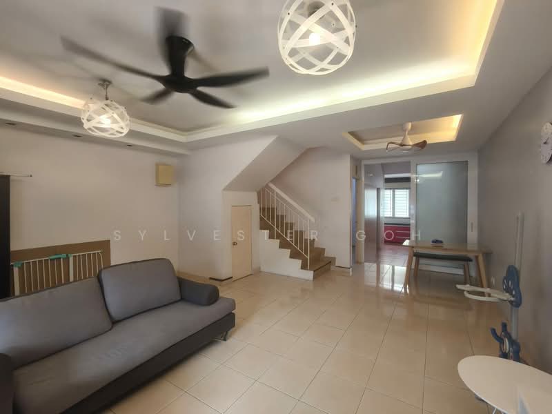 Rumah Teres 2 Tingkat untuk Dijual di TAMAN PUCHONG UTAMA (Puchong) - Sylvester Goh - Living Room - PropertyGuru.com.my