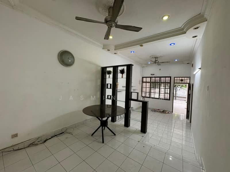 Rumah Teres untuk Dijual di Masai (Johor) - Jasmine Lim - Living Room - PropertyGuru.com.my