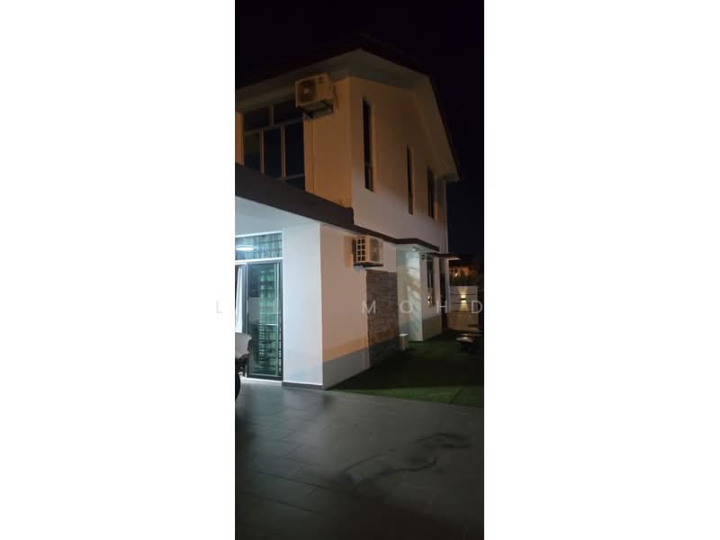 Semi-Detached House for Rent in Taman Mutiara Rini (Skudai) - Lily Mohd - PropertyGuru.com.my