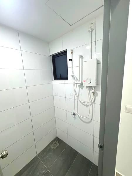 Servis Apartment untuk Disewa di Traders Garden @ Cheras Selatan - Chin Chee Meng - Bathroom - PropertyGuru.com.my