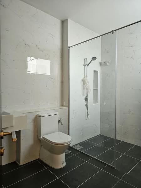 Rumah Berkembar untuk Dijual di Taman Taming Indah 2 (Bandar Sungai Long) - Stella Lee - Bathroom - PropertyGuru.com.my