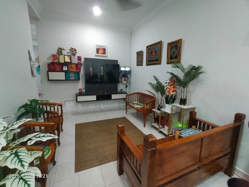1-storey Terraced House for Sale in Taman Bunga Sejati (Rantau) - Azrul Othman - Living Room - PropertyGuru.com.my