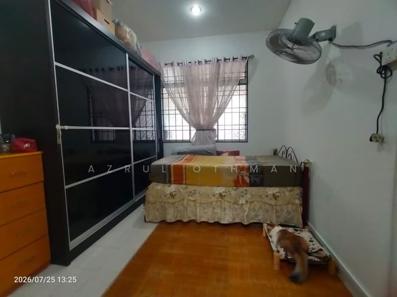 1-storey Terraced House for Sale in Taman Bunga Sejati (Rantau) - Azrul Othman - Bedroom - PropertyGuru.com.my