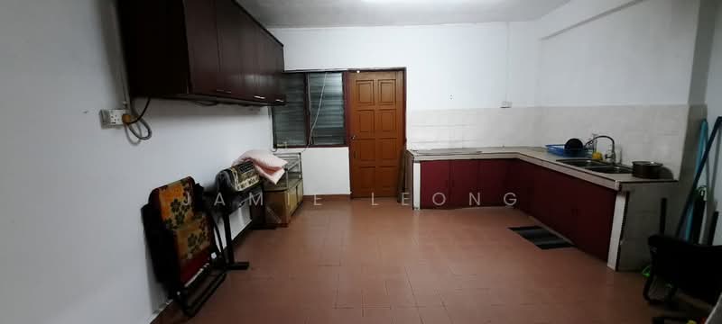 Rumah Teres untuk Disewa di U6,Taman Subang Baru (Shah Alam) - Jamie Leong - Kitchen - PropertyGuru.com.my
