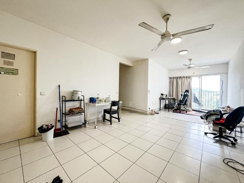 Pangsapuri untuk Dijual di D' Camellia - Azli Ibrahim - Living Room - PropertyGuru.com.my