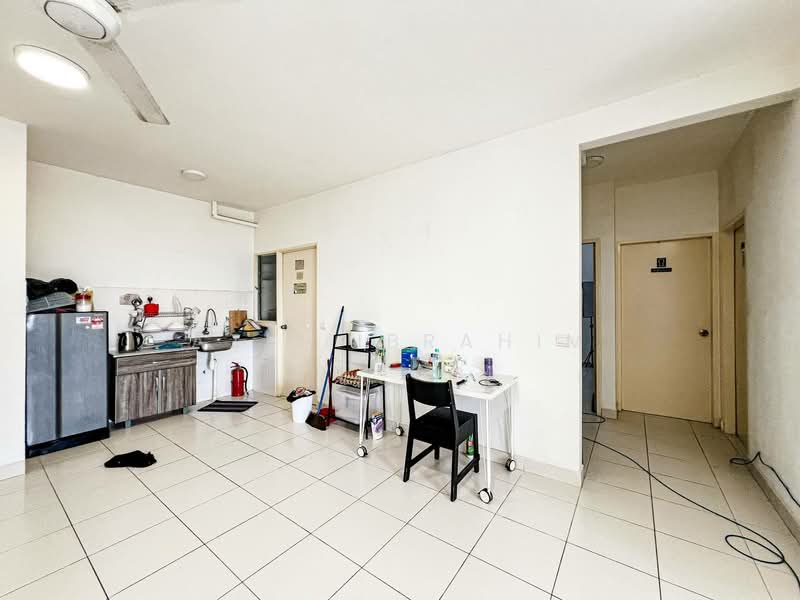 Pangsapuri untuk Dijual di D' Camellia - Azli Ibrahim - Kitchen - PropertyGuru.com.my