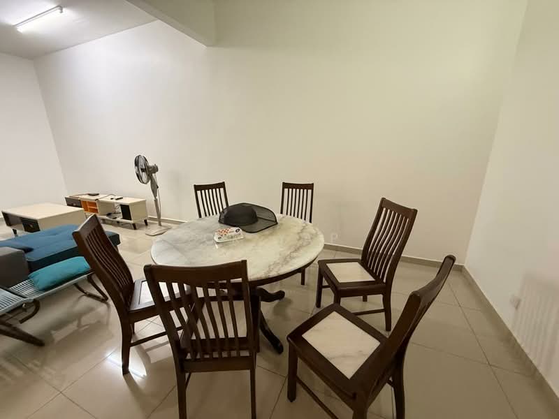 2-storey Terraced House for Sale in Taman Puncak Kampar (Kampar) - CK Yap - Dining Room - PropertyGuru.com.my