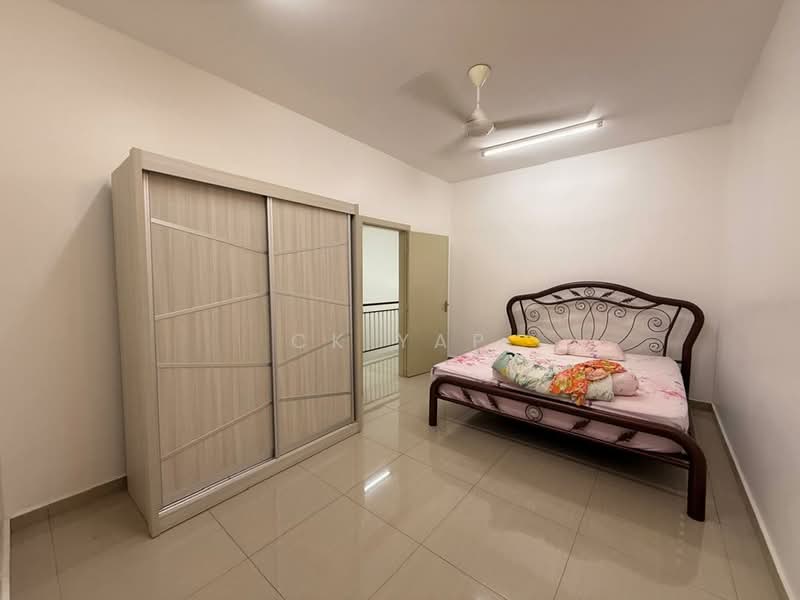 2-storey Terraced House for Sale in Taman Puncak Kampar (Kampar) - CK Yap - Bedroom - PropertyGuru.com.my
