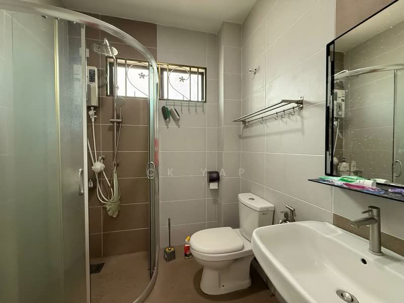 2-storey Terraced House for Sale in Taman Puncak Kampar (Kampar) - CK Yap - Bathroom - PropertyGuru.com.my