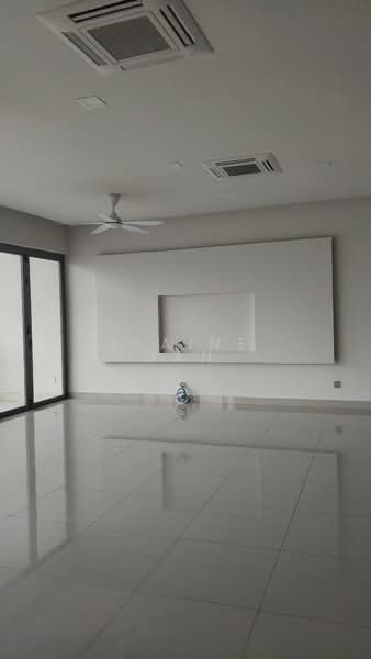 Kondominium untuk Dijual di KM1 East - Elaine Gan - PropertyGuru.com.my