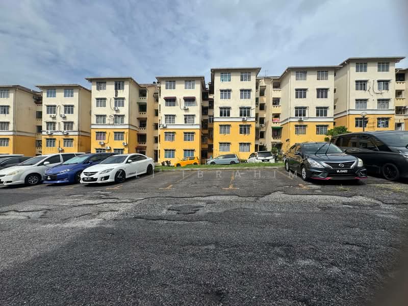 Apartment for Sale at Pangsapuri Sri Baiduri - Azli Ibrahim - Exterior - PropertyGuru.com.my
