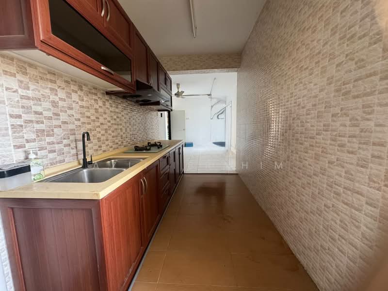 Apartment for Sale at Pangsapuri Sri Baiduri - Azli Ibrahim - Kitchen - PropertyGuru.com.my