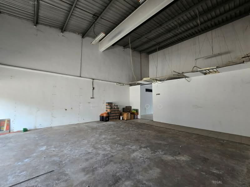 Factory for Rent in Taman Perindustrian Puchong Utama (Seksyen 2) (Puchong) - Elyn Soo - Interior - PropertyGuru.com.my