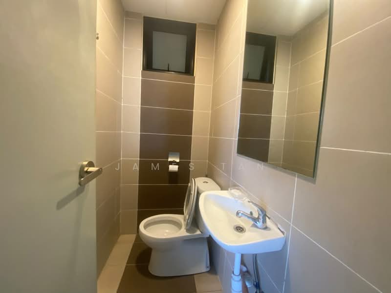 Servis Apartment untuk Disewa di Glomac Centro Service Apartment - James Tan - Bathroom - PropertyGuru.com.my