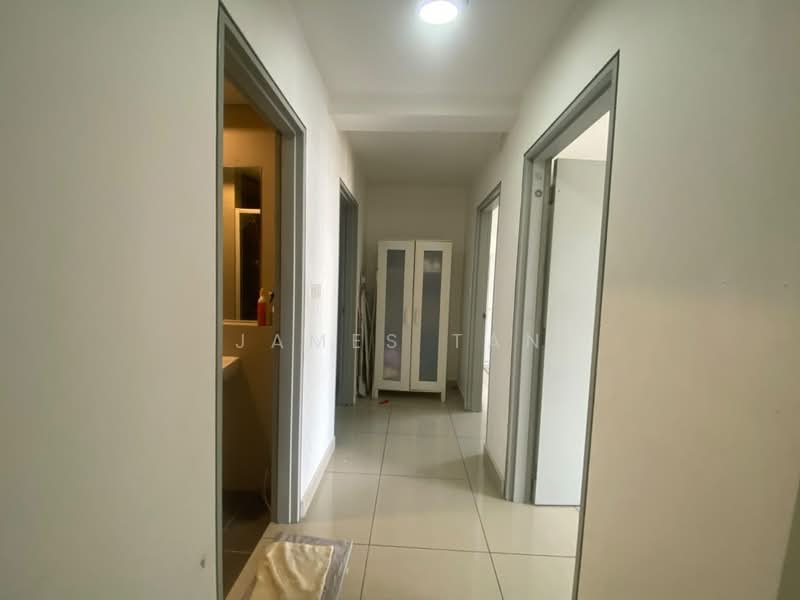 Servis Apartment untuk Disewa di Glomac Centro Service Apartment - James Tan - Corridor - PropertyGuru.com.my