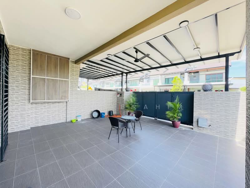Rumah Teres 2 Tingkat untuk Dijual di Semenyih (Selangor) - Azli Ibrahim - Exterior - PropertyGuru.com.my