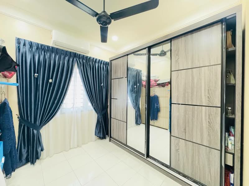 Rumah Teres 2 Tingkat untuk Dijual di Semenyih (Selangor) - Azli Ibrahim - Bedroom - PropertyGuru.com.my