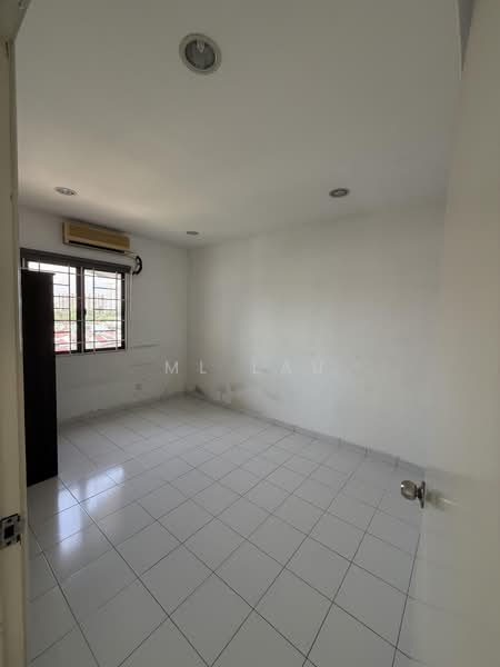 Kondominium untuk Dijual di Bukit Desa Condominium - ML Lau - Interior - PropertyGuru.com.my