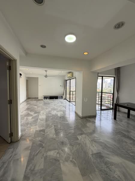 Kondominium untuk Dijual di Bukit Desa Condominium - ML Lau - Living Room - PropertyGuru.com.my