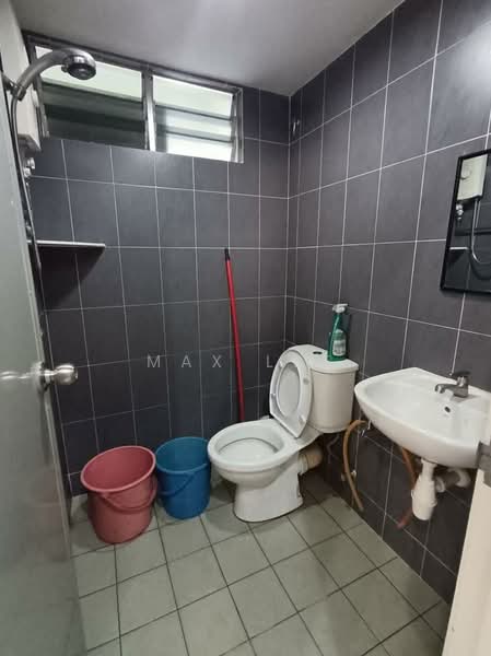 Kondominium untuk Dijual di The Ocean View (Bandar Sri Pinang) - Max Lee - Bathroom - PropertyGuru.com.my