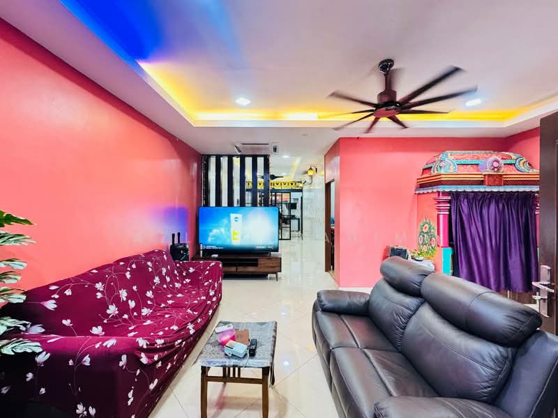 Rumah Teres 1 Tingkat untuk Dijual di Puchong (Selangor) - Azli Ibrahim - Living Room - PropertyGuru.com.my