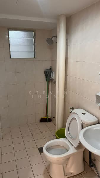 Kondominium untuk Disewa di Sentul Utama Condominium - Steven Thong - Bathroom - PropertyGuru.com.my