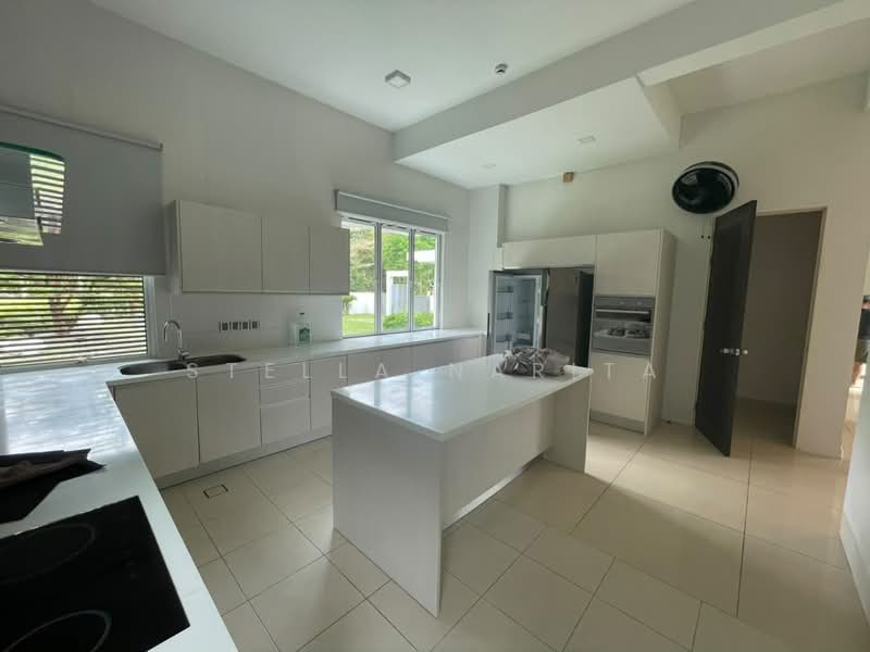 Rumah Banglo untuk Disewa di Iskandar Puteri (Nusajaya) (Johor) - Stella Narita - Kitchen - PropertyGuru.com.my