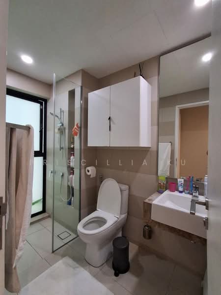 Kondominium untuk Dijual di Westside Three - Priscillia Ku - Bathroom - PropertyGuru.com.my
