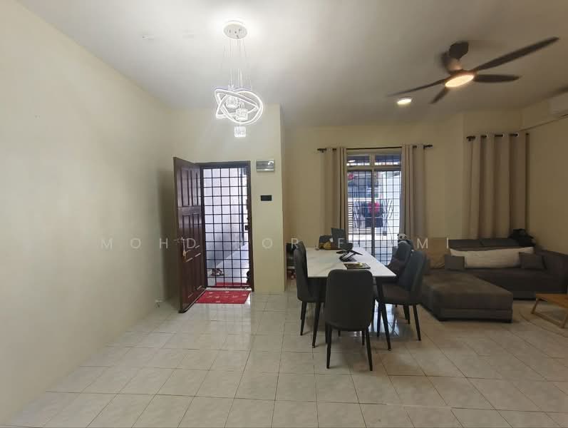 2-storey Terraced House for Sale in Bandar Putra Permai (Seri Kembangan) - Mohd Nor Fahmi - PropertyGuru.com.my