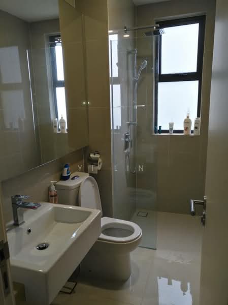 Servis Apartment untuk Disewa di South View - Yi Lin - Bathroom - PropertyGuru.com.my