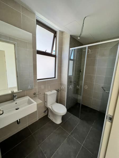 Servis Apartment untuk Dijual di Bali Residences - Aibi Wang - Bathroom - PropertyGuru.com.my