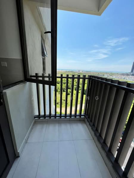 Servis Apartment untuk Dijual di Bali Residences - Aibi Wang - Balcony - PropertyGuru.com.my