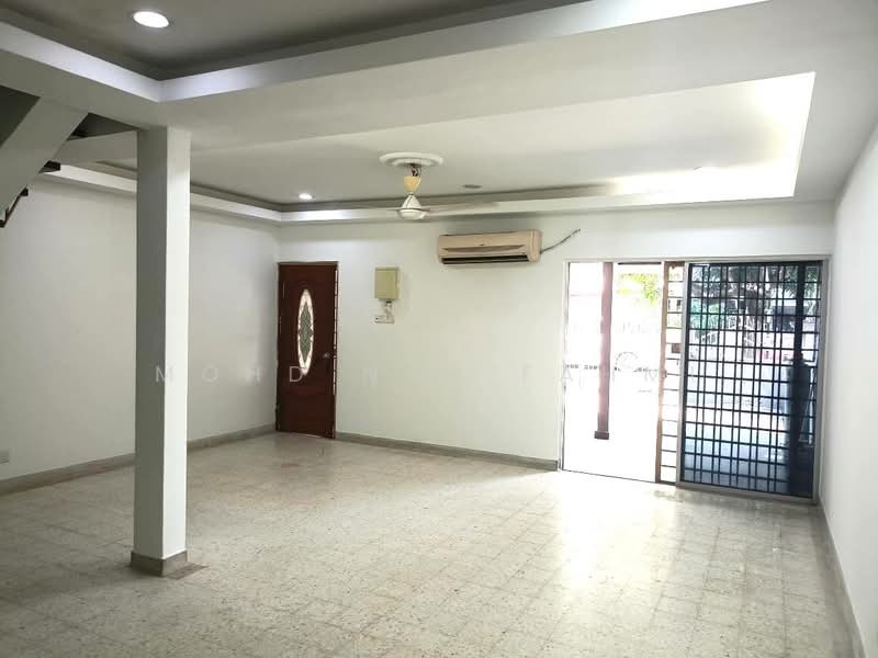 2-storey Terraced House for Sale in Pandan Jaya (Ampang) - Mohd Nor Fahmi - Living Room - PropertyGuru.com.my