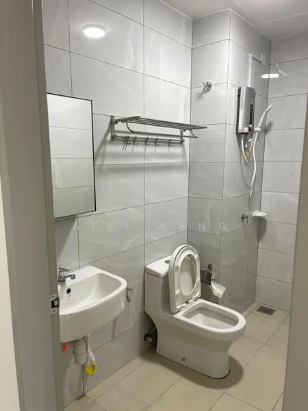 Service Residence for Sale at Amber Cove - Aibi Wang - Bathroom - PropertyGuru.com.my