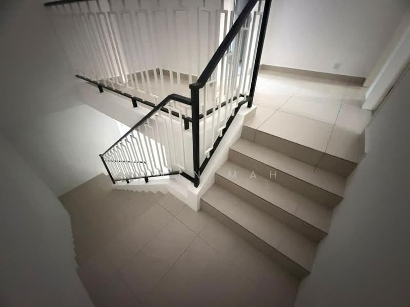 2-storey Terraced House for Sale in Bandar Country Homes (Rawang) - Elwin Mah - Interior - PropertyGuru.com.my